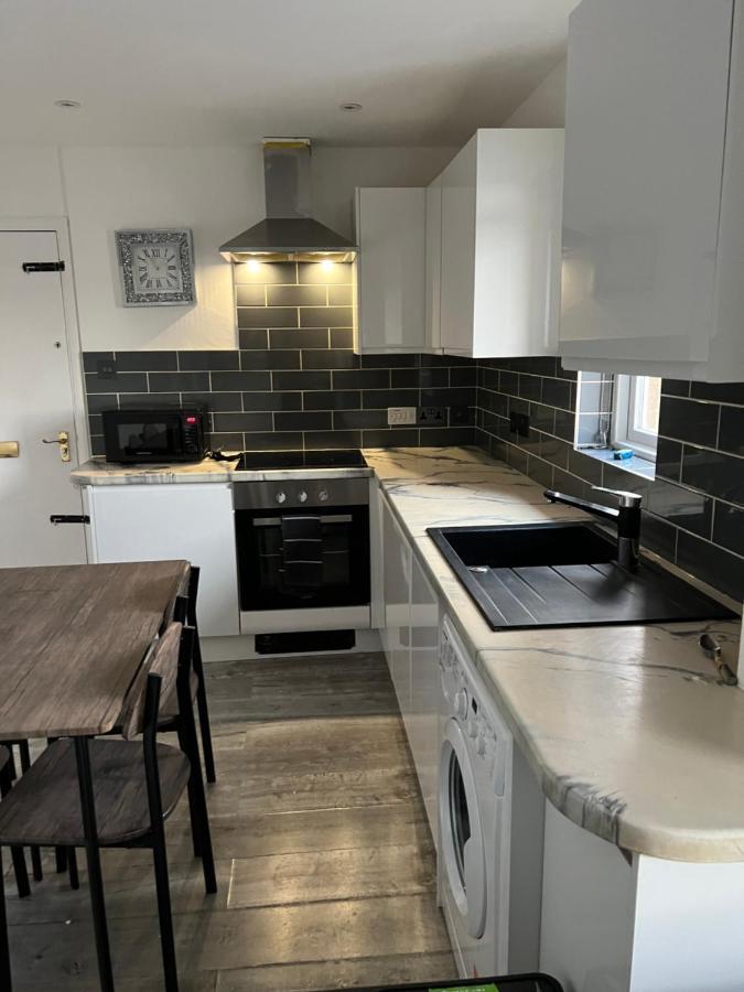 Lovely Apartment For 2 Or 4 People - Bermondsey London Exteriör bild