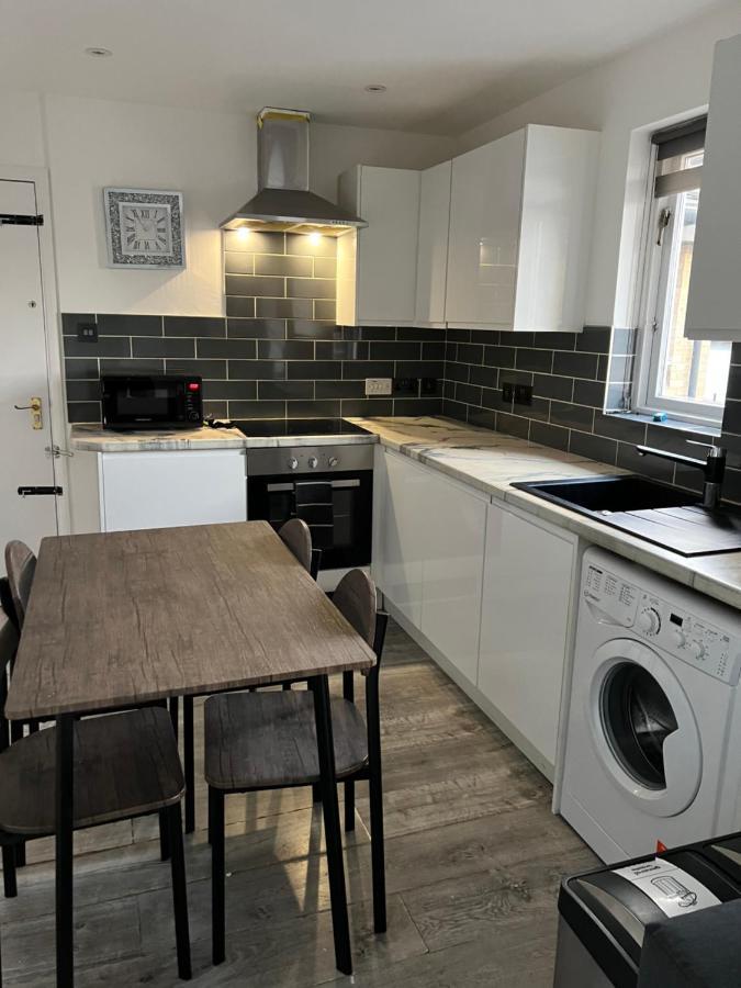Lovely Apartment For 2 Or 4 People - Bermondsey London Exteriör bild